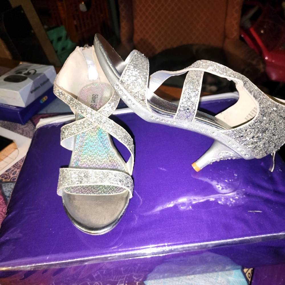 New bling pumps